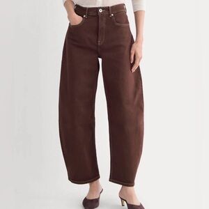 Everlane Way-High Curve Jean in colour “bitter chocolate”